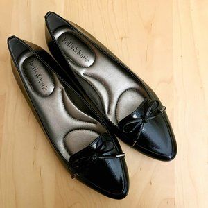 Kelly & Katie Bow Flats Loafers - Size 8 - Never worn!